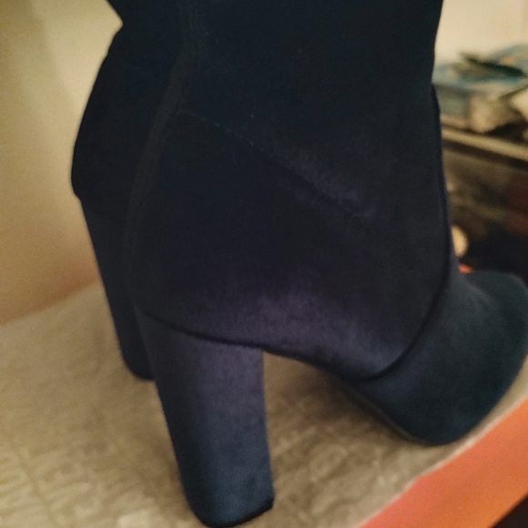 Steve Madden booties - Picture 4 of 8
